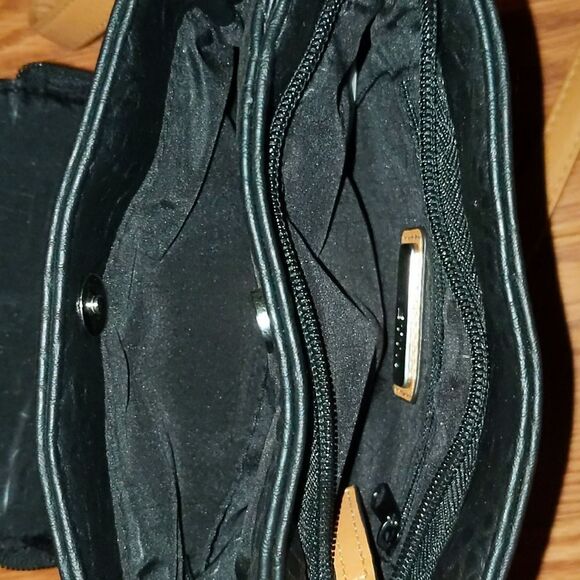 Rosetti Women’s Mini Black  Tan Faux Leather Crossbody Bag Front Wallet - Picture 4 of 5